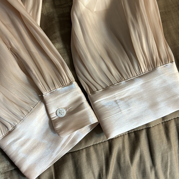 Vince Camuto size extra large blouse - Picture 4 of 4